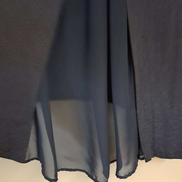 Navy blue 3/4 sleeve top - Picture 2 of 6